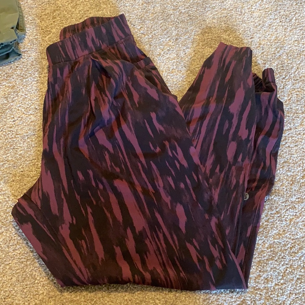 Lululemon joggers